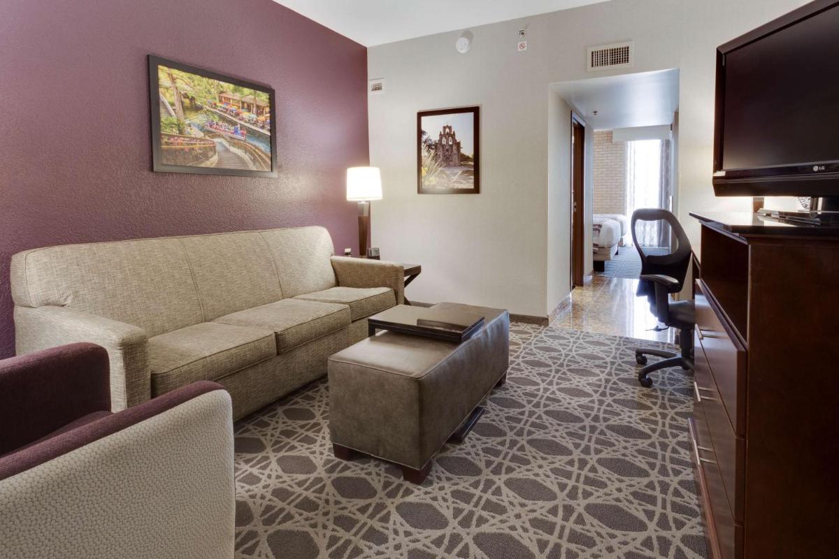 Drury Inn & Suites San Antonio Northeast - image 3