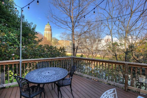 Inn on the Riverwalk - image 9
