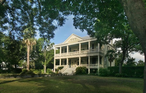 Noble Inns - image 1