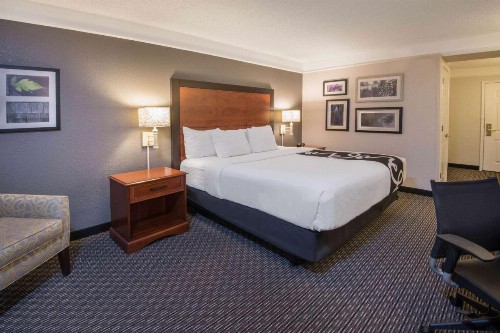 La Quinta by Wyndham San Antonio Riverwalk - image 19