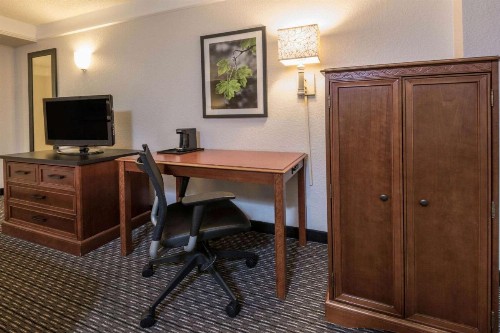 La Quinta by Wyndham San Antonio Riverwalk - image 20