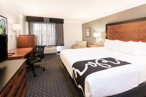 La Quinta by Wyndham San Antonio Riverwalk - image 25