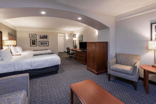 La Quinta by Wyndham San Antonio Riverwalk - image 32