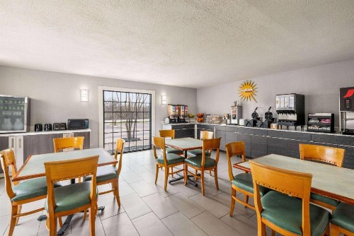 La Quinta Inn by Wyndham San Antonio Lackland - image 7