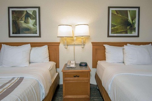 La Quinta Inn by Wyndham San Antonio Market Square - image 25