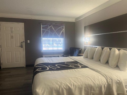 La Quinta Inn by Wyndham San Antonio Vance Jackson - image 19