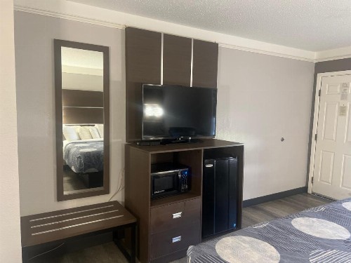 La Quinta Inn by Wyndham San Antonio Vance Jackson - image 9