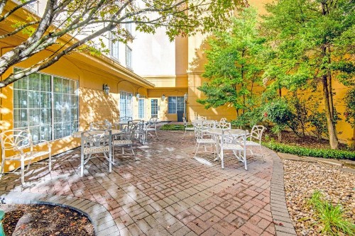 La Quinta by Wyndham San Antonio Airport - image 26