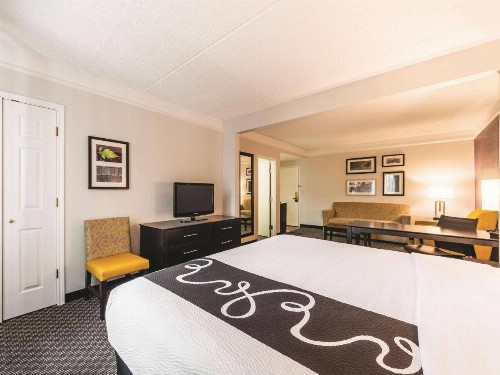 La Quinta by Wyndham San Antonio Downtown - image 17