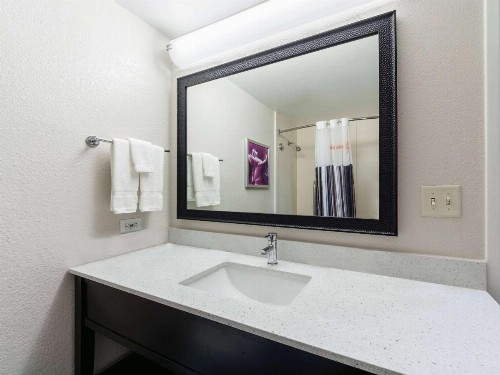 La Quinta by Wyndham San Antonio Downtown - image 35