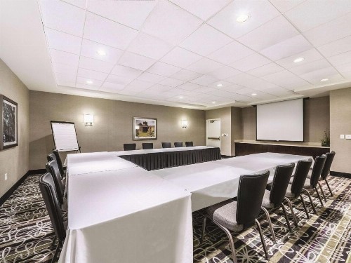 La Quinta by Wyndham San Antonio Downtown - image 38