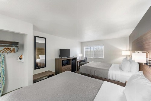 Quality Inn Near Seaworld - Lackland - image 15
