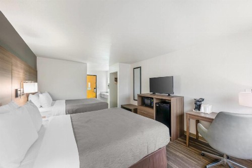 Quality Inn Near Seaworld - Lackland - image 19