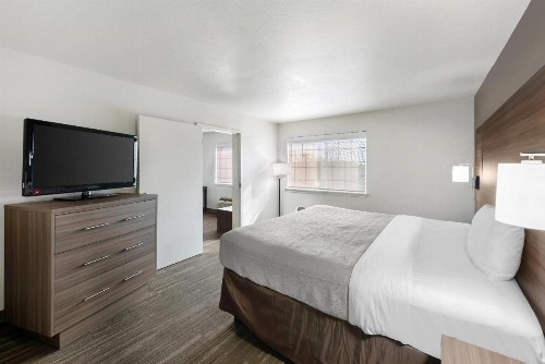 Quality Inn Near Seaworld - Lackland - image 20