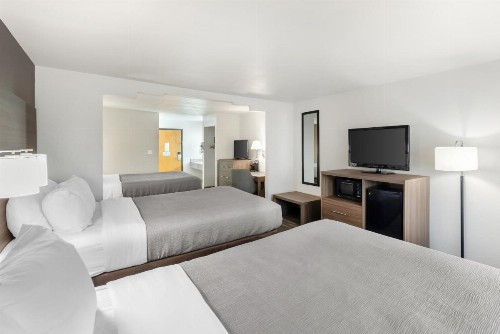 Quality Inn Near Seaworld - Lackland - image 33