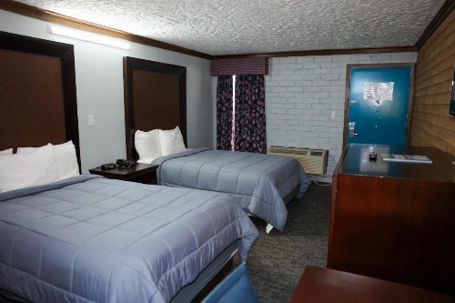 Rittiman Inn and Suites - image 12
