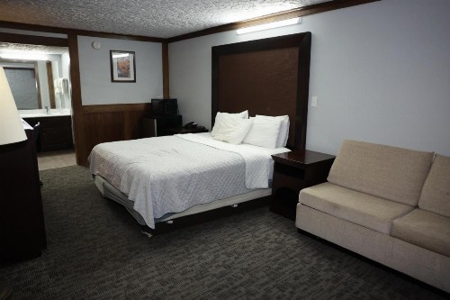 Rittiman Inn and Suites - image 34