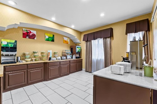 Holiday Inn Express Hotel & Suites San Antonio-Airport North an IHG Hotel - image 12