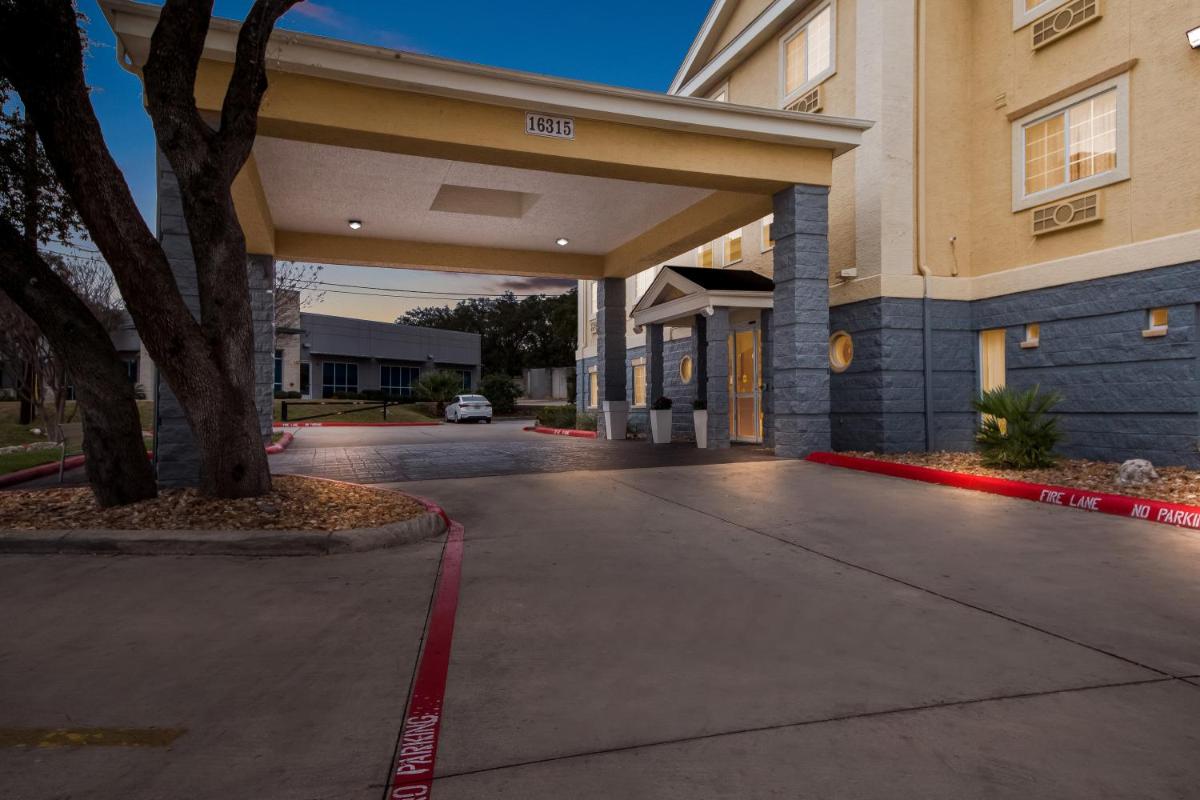 Holiday Inn Express Hotel & Suites San Antonio-Airport North an IHG Hotel - image 3