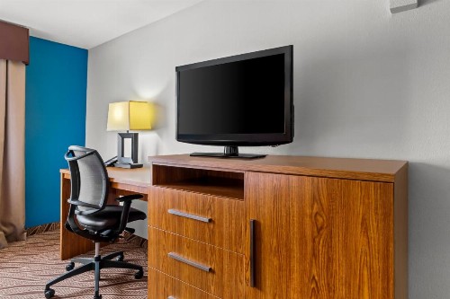 Holiday Inn Express Hotel & Suites San Antonio-Airport North an IHG Hotel - image 35