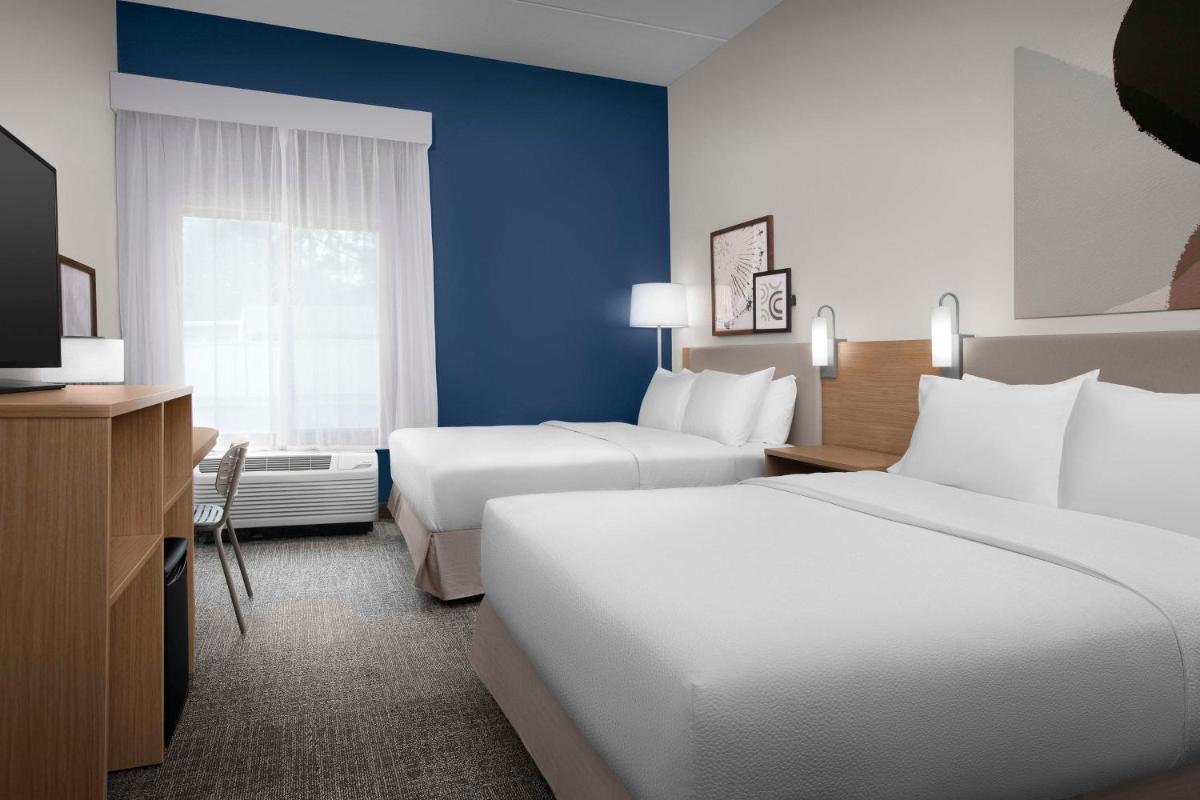 Comfort Inn & Suites San Antonio Airport - main image