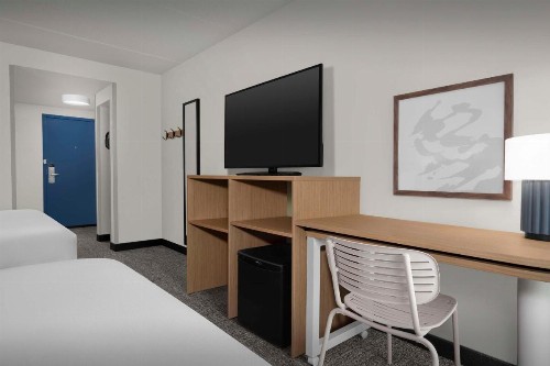 Comfort Inn & Suites San Antonio Airport - image 14