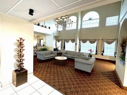 Quality Suites San Antonio - image 15