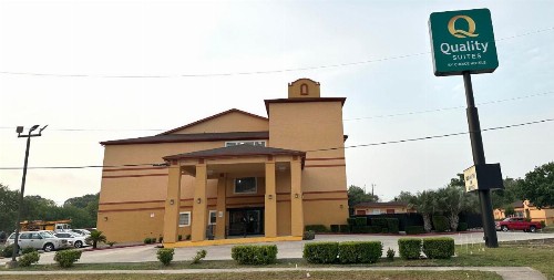 Quality Suites San Antonio - image 33