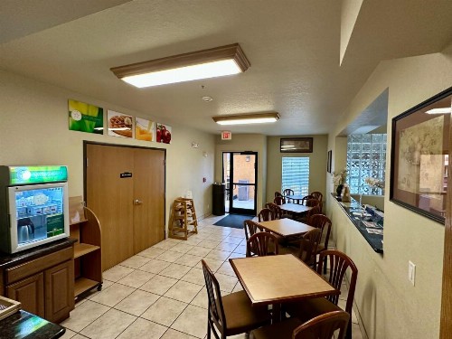 Quality Suites San Antonio - image 45