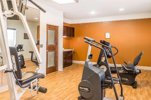 Comfort Inn San Antonio - image 13