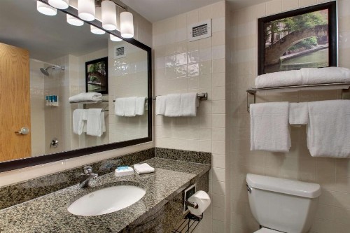 Drury Inn & Suites San Antonio Northwest Medical Center - image 18