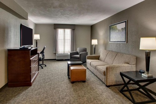 Drury Inn & Suites San Antonio Northwest Medical Center - image 19