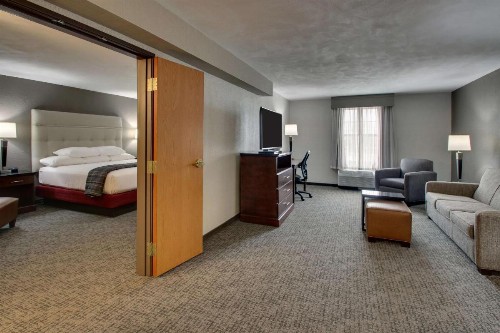 Drury Inn & Suites San Antonio Northwest Medical Center - image 20
