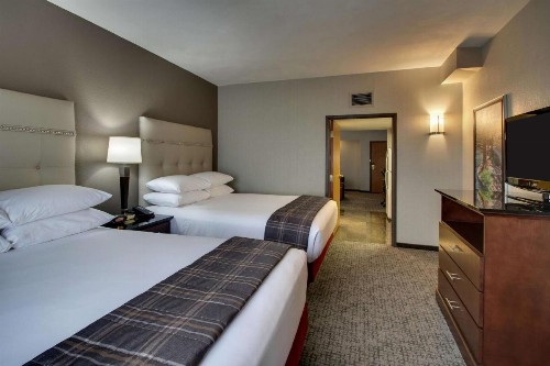 Drury Inn & Suites San Antonio Northwest Medical Center - image 39