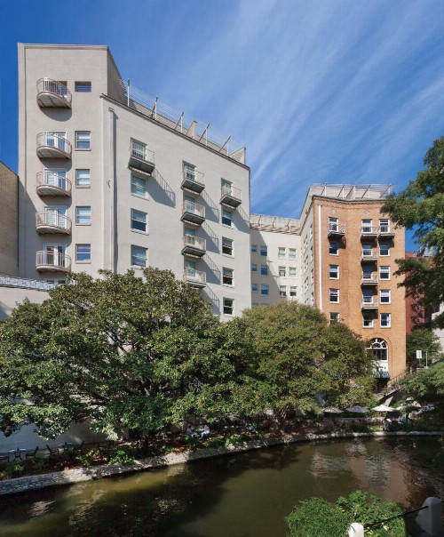Club Wyndham Riverside Suites - image 2