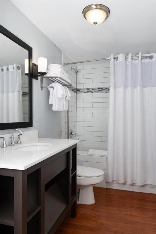 Club Wyndham Riverside Suites - image 24