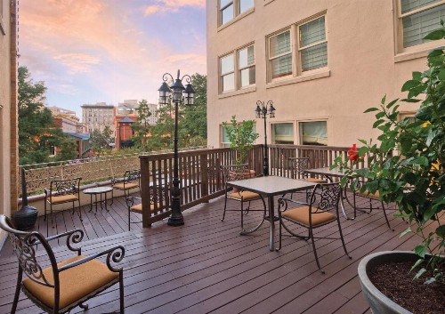 Club Wyndham Riverside Suites - image 4