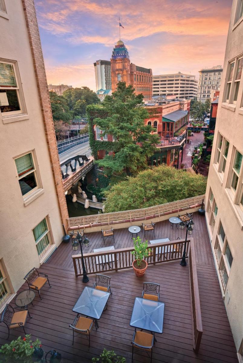 Club Wyndham Riverside Suites - image 6
