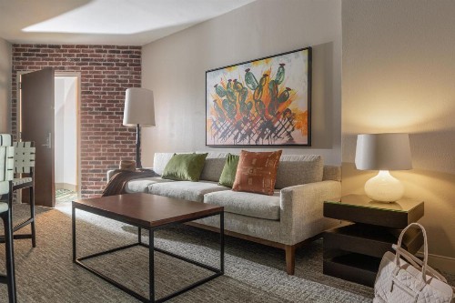 Hotel Contessa -Suites on the Riverwalk - image 14