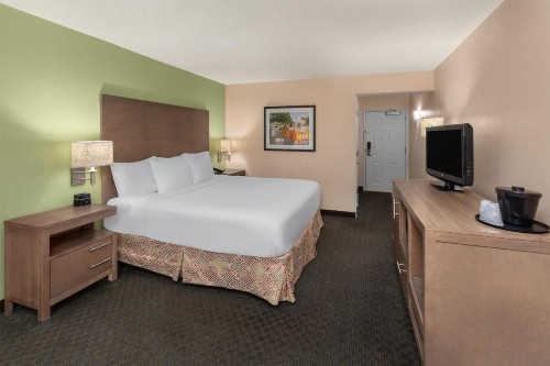 La Quinta by Wyndham San Antonio Medical Ctr. NW - image 34