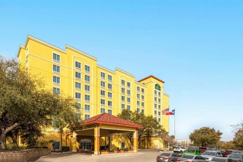 La Quinta by Wyndham San Antonio Medical Ctr. NW - image 47