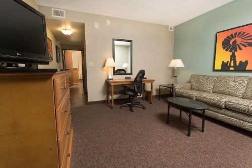 Drury Plaza Hotel San Antonio North Stone Oak - image 14