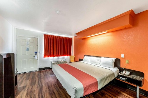 Motel 6-San Antonio TX - Splashtown - image 43