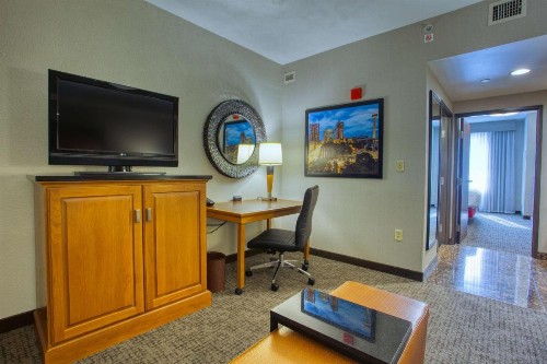 Drury Inn & Suites San Antonio Near La Cantera - image 25