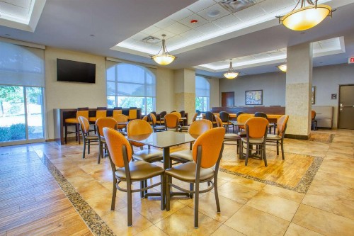Drury Inn & Suites San Antonio Near La Cantera - image 7