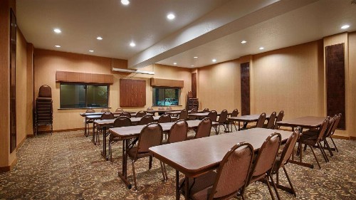 Best Western Plus Palo Alto Inn and Suites - image 9