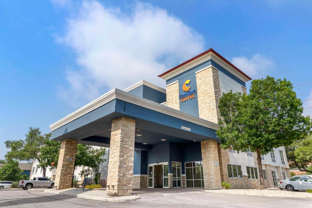 Comfort Suites Medical Center Near Six Flags - main image