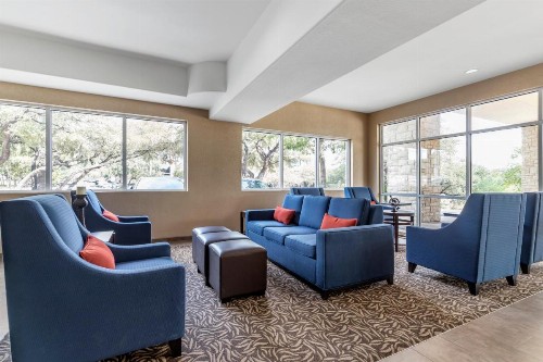 Comfort Suites Medical Center Near Six Flags - image 48