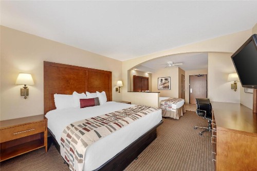 Best Western Alamo Suites Downtown - image 25
