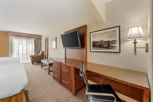 Best Western Alamo Suites Downtown - image 44